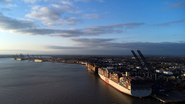 UK Economy Shrinks 0.3% Amid Trump Tariffs, Tax Hikes; Exports to US Hit Hard