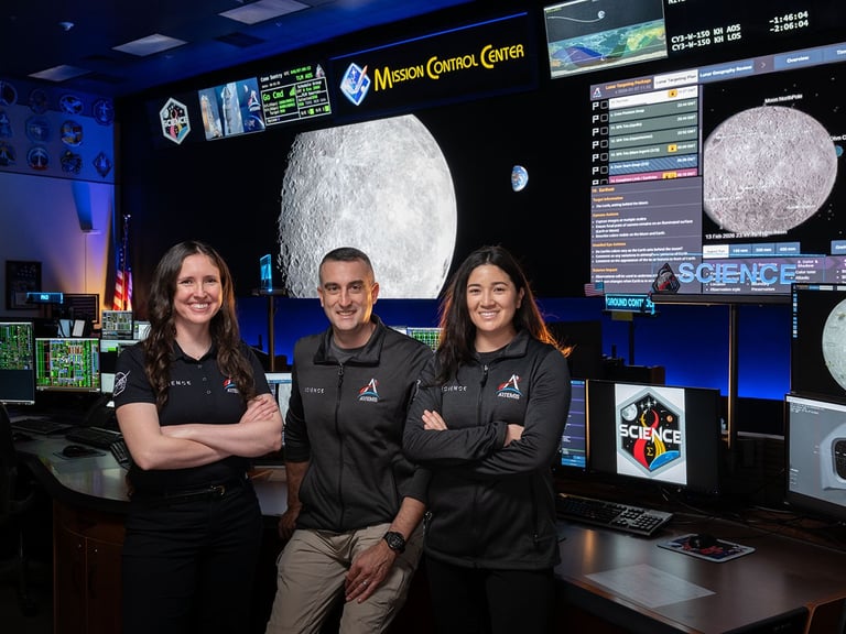 Artemis II Embeds Science Officers in Mission Control for Historic Lunar Flyby