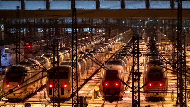 35-Hour Strike by GDL Union to Paralyze German Railways Amid Economic Concerns