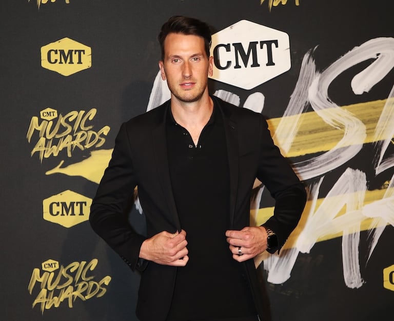 Russell Dickerson Tops Country Airplay Chart with 'Happen to Me' After Five-Year Hiatus