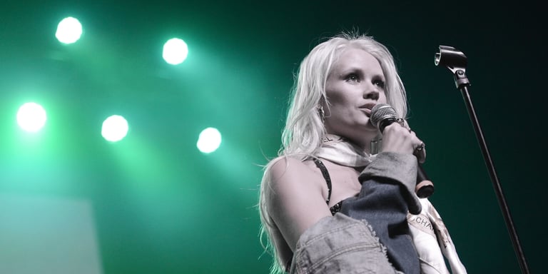 Lauren Bennett, 'Party Rock Anthem' Vocalist, Dies at 36; Family Seeks Privacy Amid Grieving