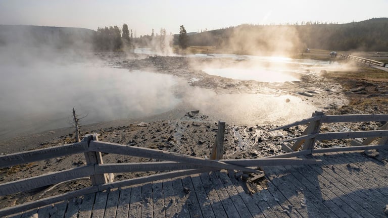 New Discovery: Magma Cap Beneath Yellowstone Safely Prevents Volcano Eruption