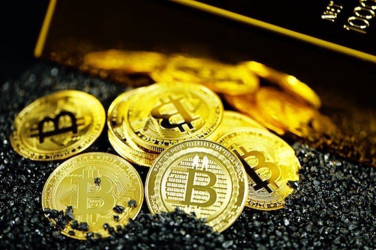 Bitcoin Surges Past $105K: Analysts Predict Rally as Market Eyes ETF Launch