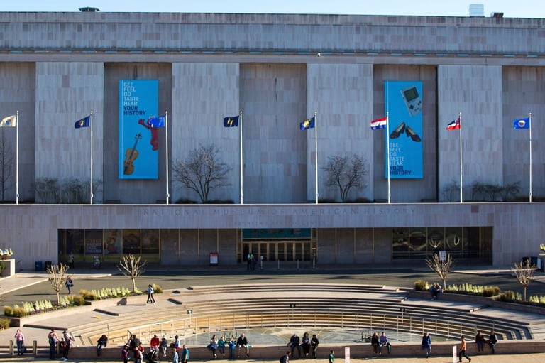 White House Report Criticizes Smithsonian Leadership for 'Radical Activism'; Trump Eyes Leadership Changes