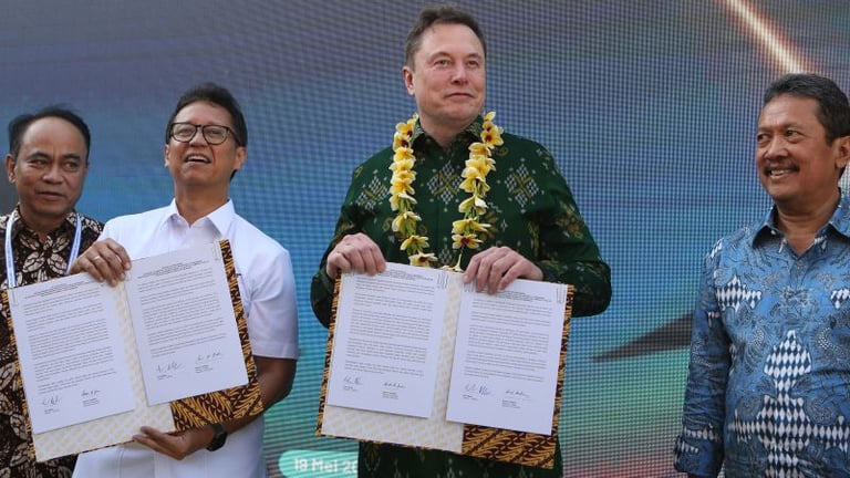 Elon Musk's SpaceX and Indonesia Launch Starlink to Bridge Digital Divide in Remote Regions