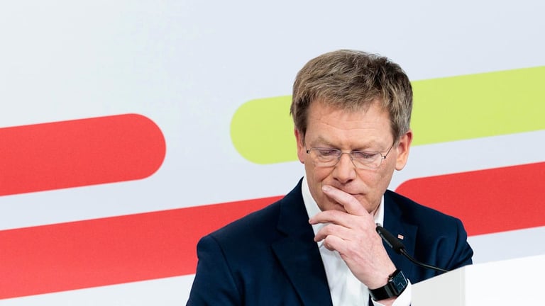 Deutsche Bahn CEO Dismissed Amid Crises; Leadership Search Intensifies as Reforms Loom