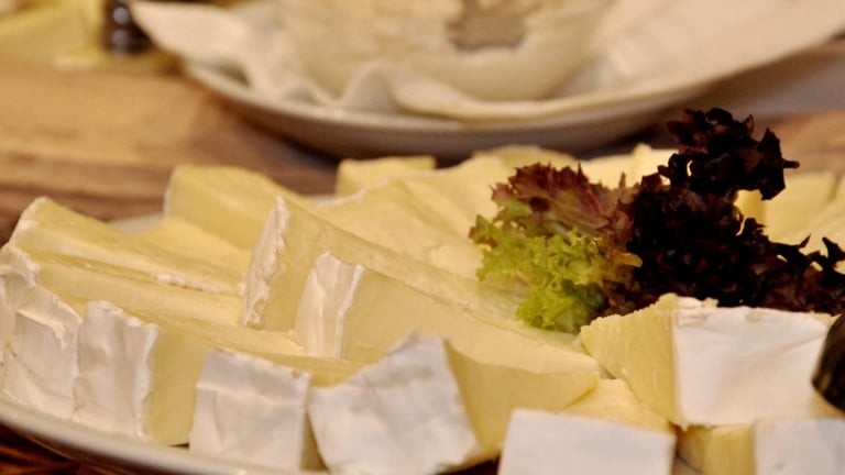 Lidl and U Cheese Recall in France Over Listeria Risk: Refunds Offered