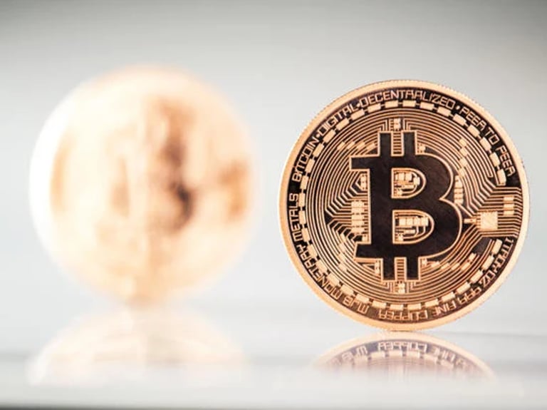 MicroStrategy Buys 10,000 Bitcoin Amid Market Volatility, Eyes $42B Capital Raise by 2027