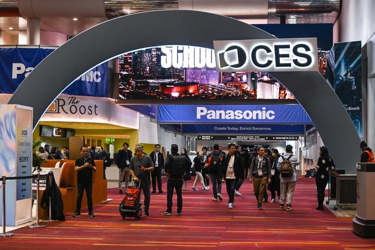 CES 2025 Unveils Halliday Smart Glasses, Rollable Laptops, and Breakthrough Battery Tech