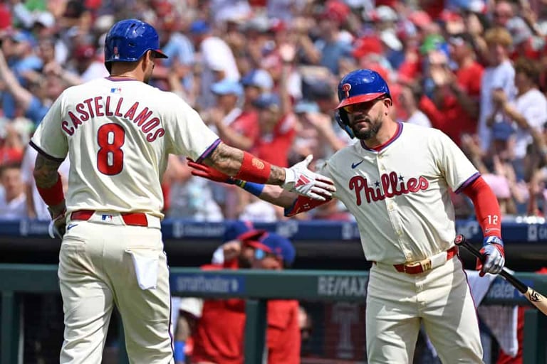 Phillies vs Mets: MLB's 'Field of Dreams' Game Returns to Iowa in 2026