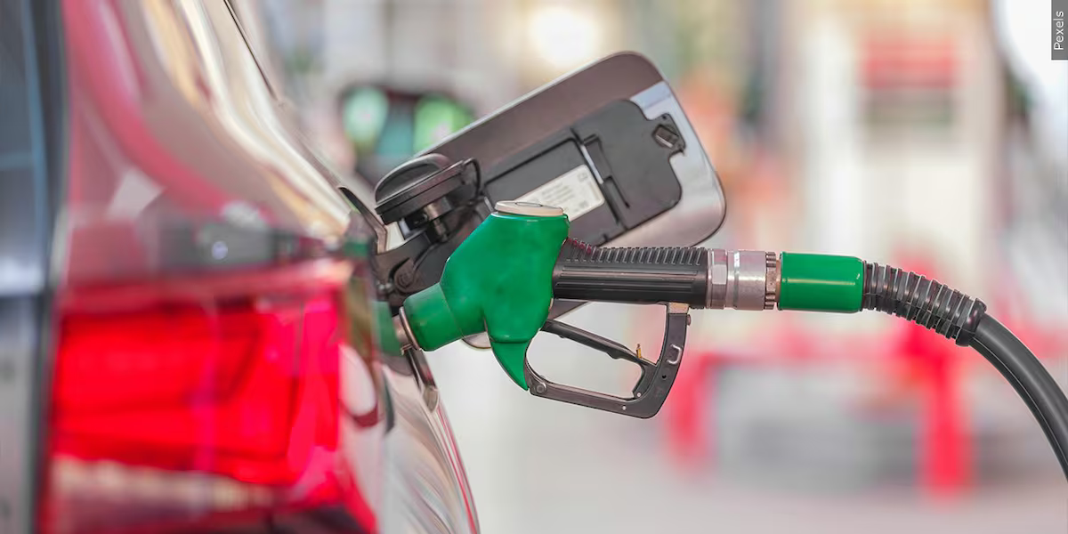 Rising Gas Prices Squeeze U.S. Shoppers' Budgets, Impacting Discretionary Spending and Retail Patterns