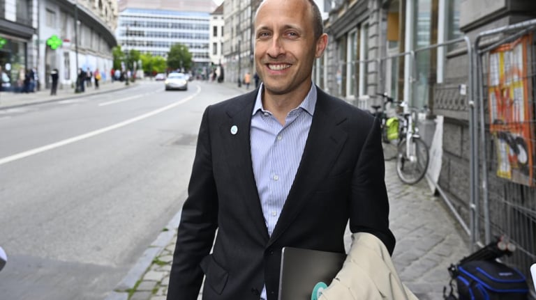 Brussels Government Talks Resume with Innovative Coalition Strategy Excluding N-VA from Formal Negotiations