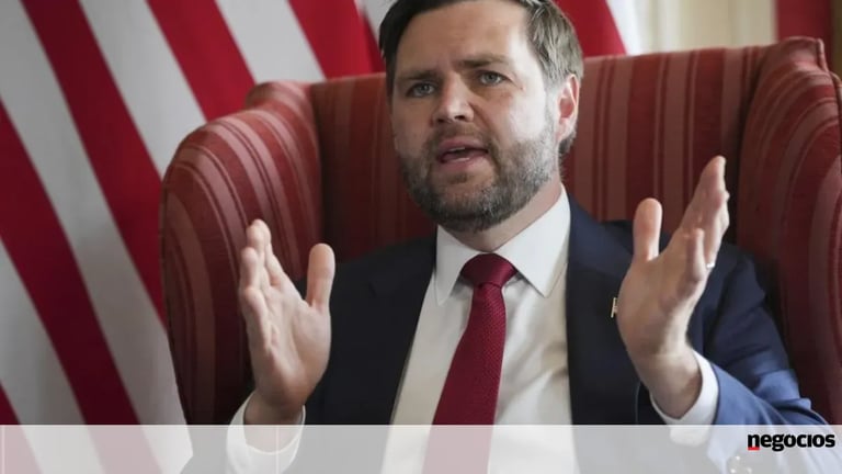 Trump to Host Alaska Talks with Putin to End Ukraine War; Zelenskyy May Join Amid Territory Dispute