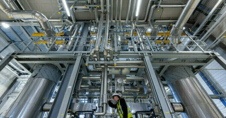 EU's Dependency on Chinese Lithium Threatens Industrial Future, Warns AMG Lithium CEO