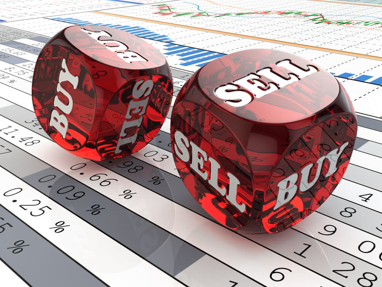Buffett Slashes Apple Stake by 69%, Boosts Domino's Investment Amid Market Valuation Concerns