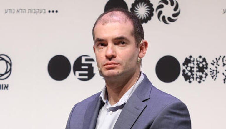 Ilya Sutskever Takes Helm at Safe Superintelligence Amid Talent War with Meta