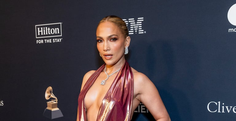 Jennifer Lopez Returns to Host 2025 AMAs in Las Vegas, Set to Perform Live