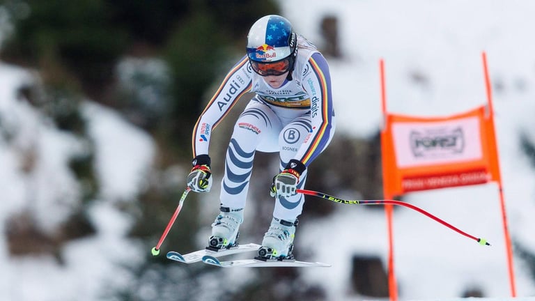 Emma Aicher Triumphs in Tarvisio Super-G, Strengthens Olympic Hopes