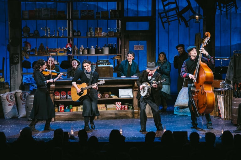 Dolly Parton's 'Smoky Mountain Christmas Carol' Embarks on Nationwide Tour in 2025