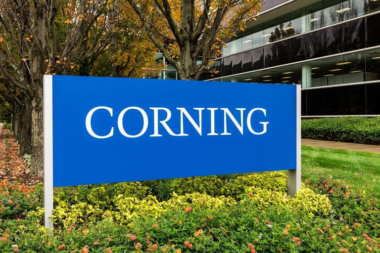 Amazon's Billion-Dollar Deal with Corning Boosts US Fiber Optic Manufacturing, Creates 1,000 Jobs