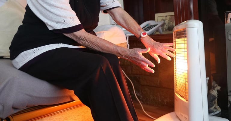 Government Warns Pensioners of Winter Scam Threats, Offers Protection and Financial Support Options
