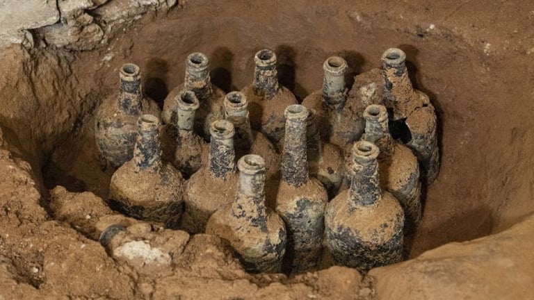 18th-Century Fruit Bottles Unearthed at Mount Vernon Highlight Enslaved Workers' Culinary Skills