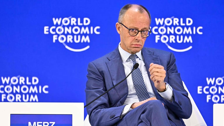 Europe Urged to Strengthen Defense and Economy Amid Shifting Global Power Dynamics at Davos