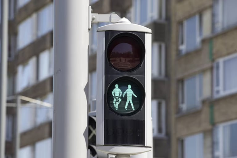 Flanders Surpasses Denmark as Europe's Cycling Hub, Aims for 30% Bike Commute by 2040