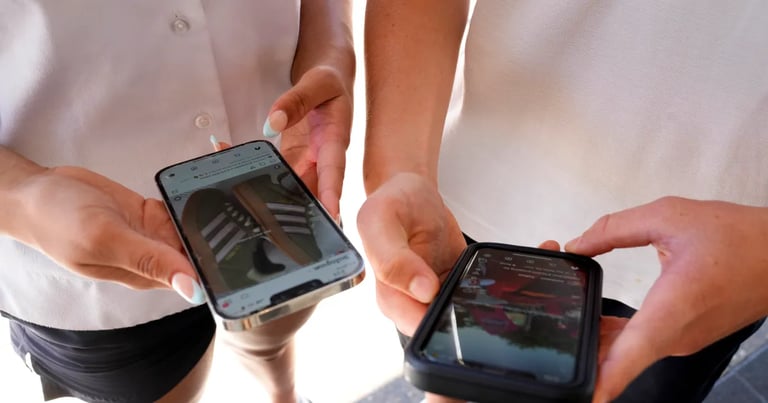 Australia's Rushed Social Media Bill Faces Backlash Over Youth Access and Legal Concerns