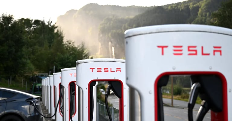 Tesla's European Sales Plummet Amidst Fierce Competition and Aging Models