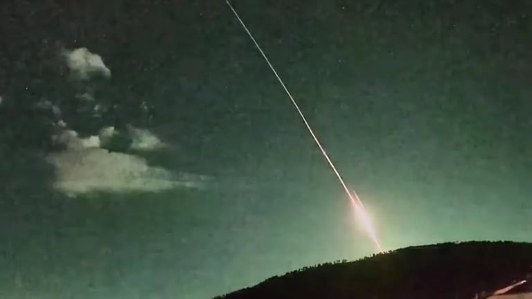 Stunning Aquamarine Light Show Over Spain and Portugal Highlights Urgency for Better Space Object Detection