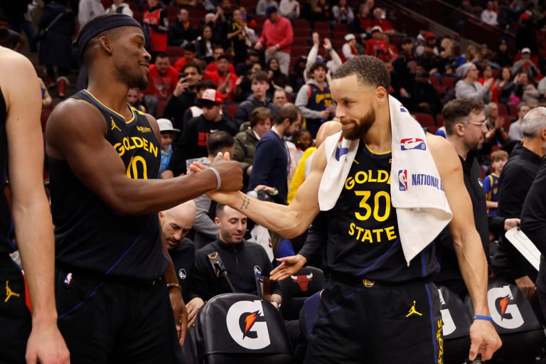 Curry Applauds Butler's Seamless Integration as Warriors Shine with New Dynamic Duo