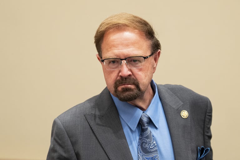 House Ethics Committee Recommends Censure for Rep. Edwards Over Alleged Harassment of Aides