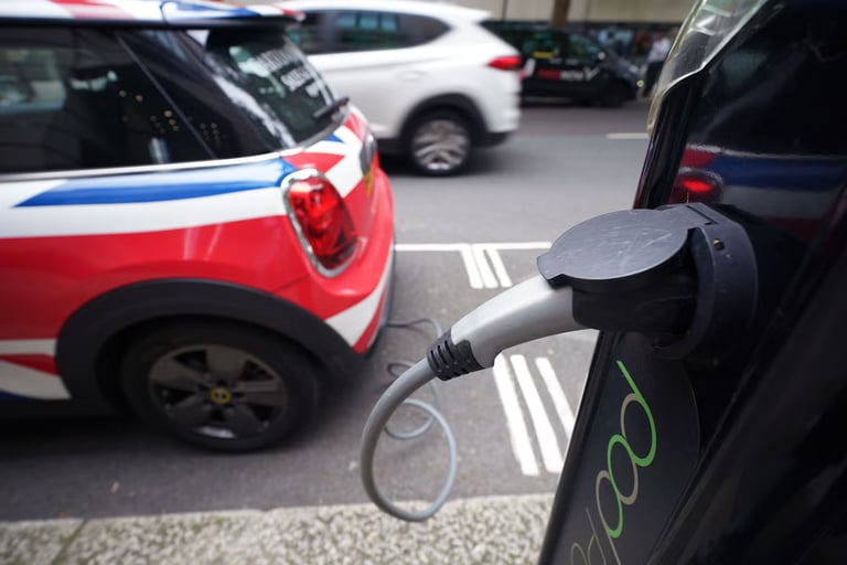 UK Speeds Up EV Charger Installations with New Deregulation Plan