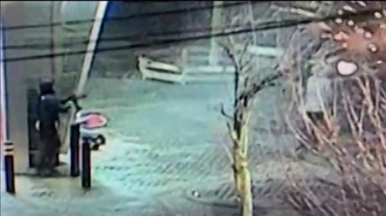 Belgian Police Hunt Suspects After Kalashnikov Shooting at Brussels Metro Station