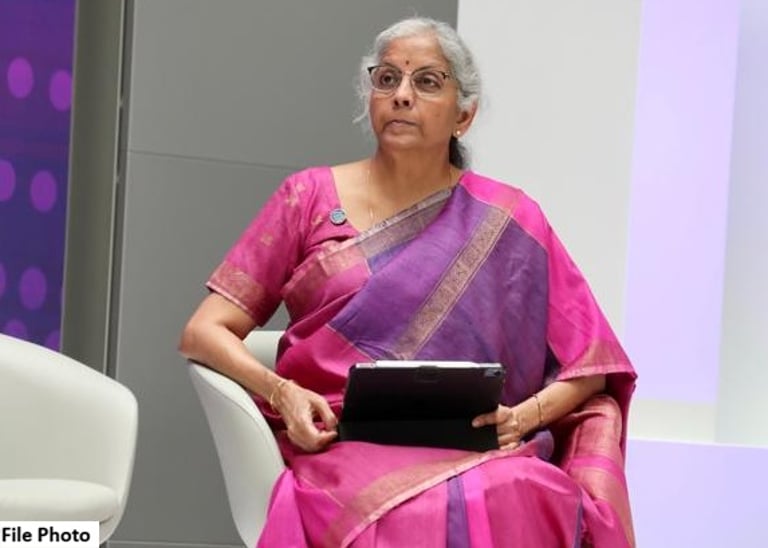 India Seeks Stronger Economic Ties with Canada and US Amid Investor Caution and Domestic Challenges