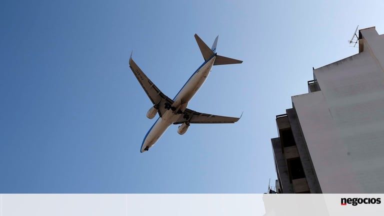 Airfare Alert: Rising Costs and Carbon Tax Shift May Spark Price Hikes on Short Flights