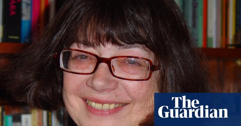 Celebrated Poet and Columnist Carol Rumens Dies at 81, Leaving Indelible Mark on Literature