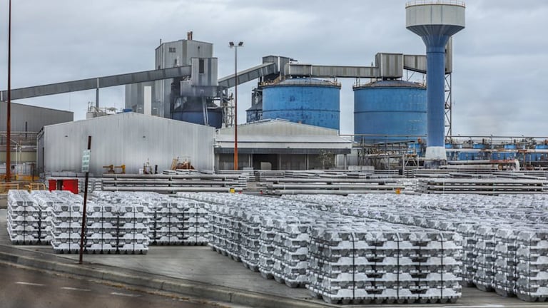 Australia's Largest Aluminium Smelter Saved: Government Backs Rescue Plan Beyond 2028