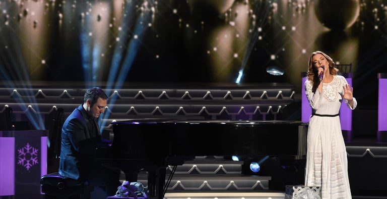 LeAnn Rimes Postpones '30 Years of Blue' Tour Dates Due to Severe Illness