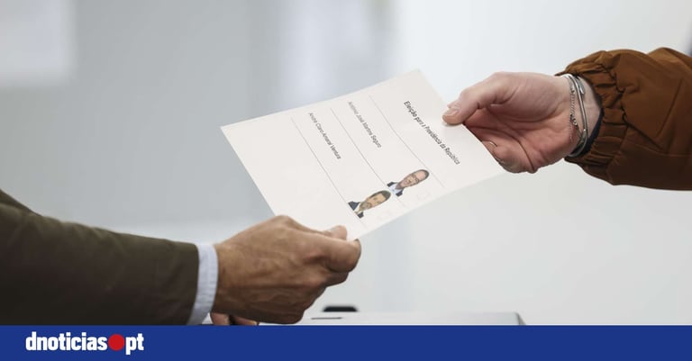 Power Outage Disrupts Voting in Leiria; António José Seguro Leads Presidential Race