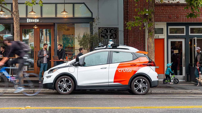 GM's Cruise Exits Robotaxi Market, Merging Tech Team Amidst Autonomous Driving Setback