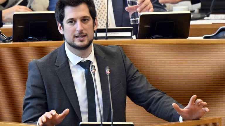 Adrien Dolimont Becomes Youngest Minister-President in Walloon History Amid Leadership Reshuffle