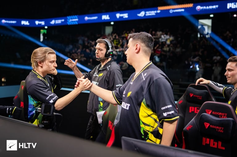 NAVI Defeats 3DMAX to Secure ESL Pro League Playoff Spot