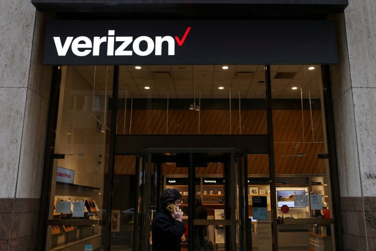 Verizon Outages Hit Over 100,000 Users Nationwide, Engineers Scramble for Fix