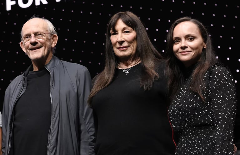 Addams Family Cast Reunites at LA Comic Con, Honors Raul Julia and Celebrates Enduring Legacy