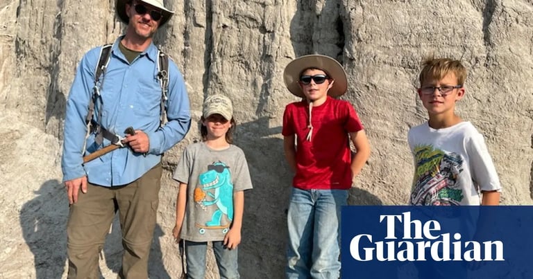 Three Young Hikers Discover Rare Juvenile T. Rex Fossil in North Dakota