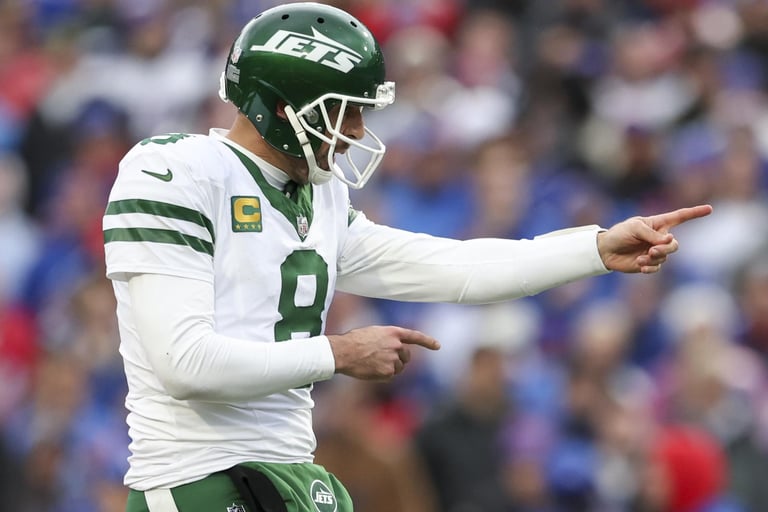 Titans Eye Cam Ward as Top Draft Pick; Seahawks Make Bold Moves with Darnold, Geno Trade