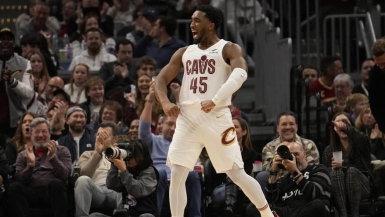 Cavaliers Dominate Bucks, Match Franchise Best Start with 24-4 Record