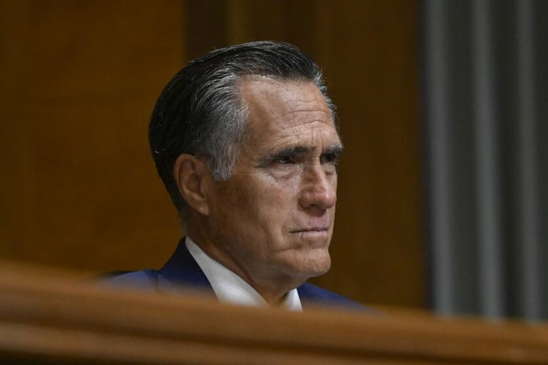 Mitt Romney Bids Farewell to Senate, Marks End of Bipartisanship Era in U.S. Politics